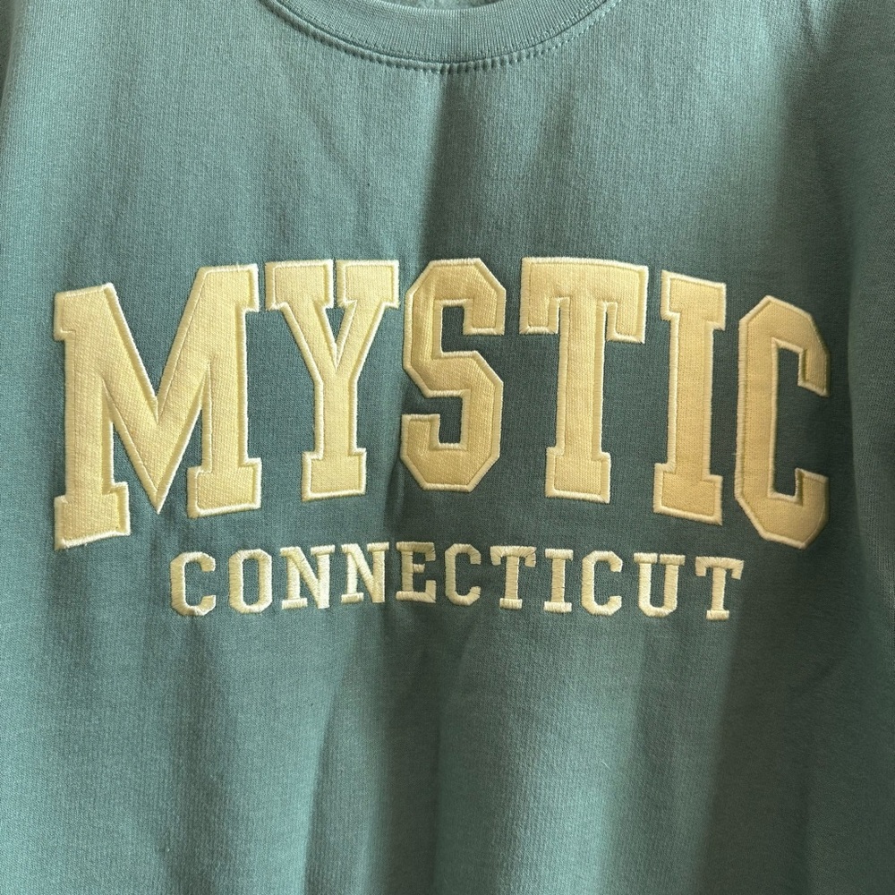NWT Mystic Connecticut Crew Neck Sweatshirt - Picture 2 of 6